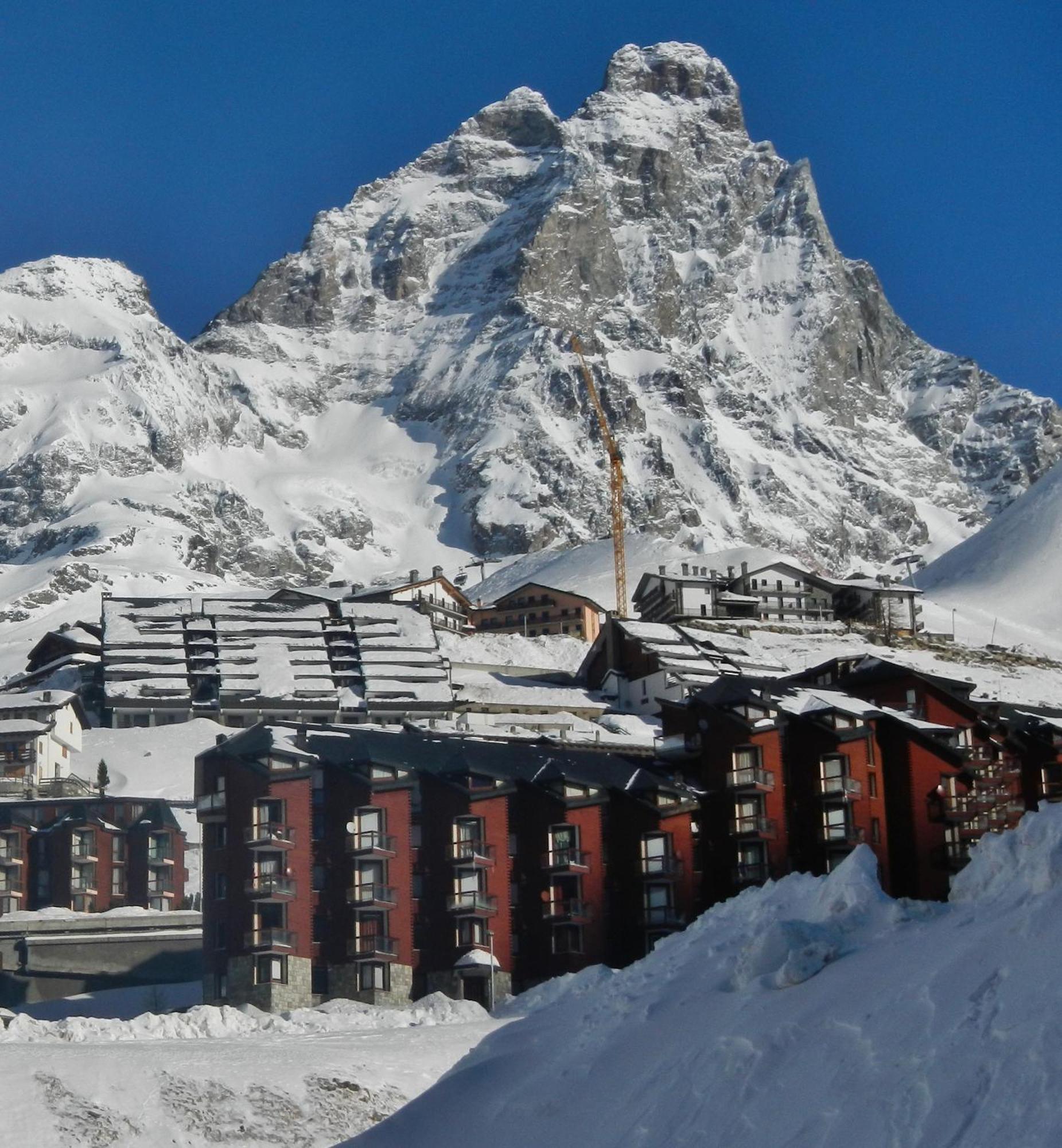 Stella Del Cervino, Ski In & Ski Out, With Garage Breuil-Cervinia Exterior photo